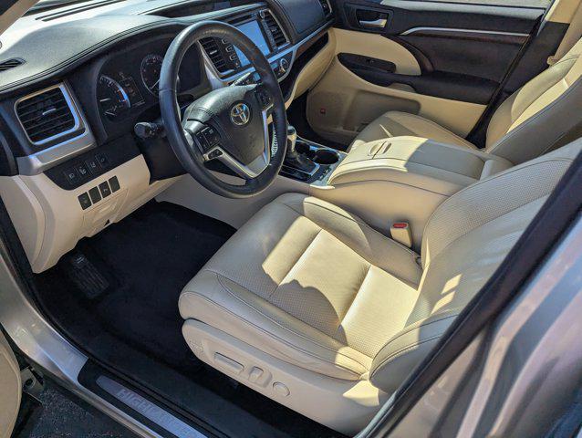used 2015 Toyota Highlander car, priced at $22,999