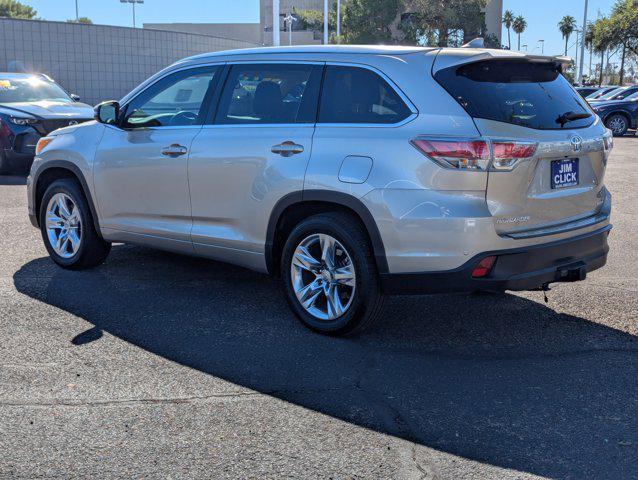 used 2015 Toyota Highlander car, priced at $22,999