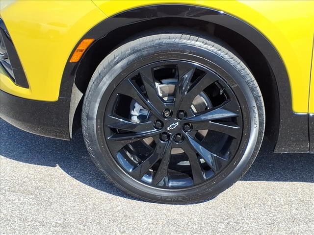 used 2022 Chevrolet Blazer car, priced at $33,999