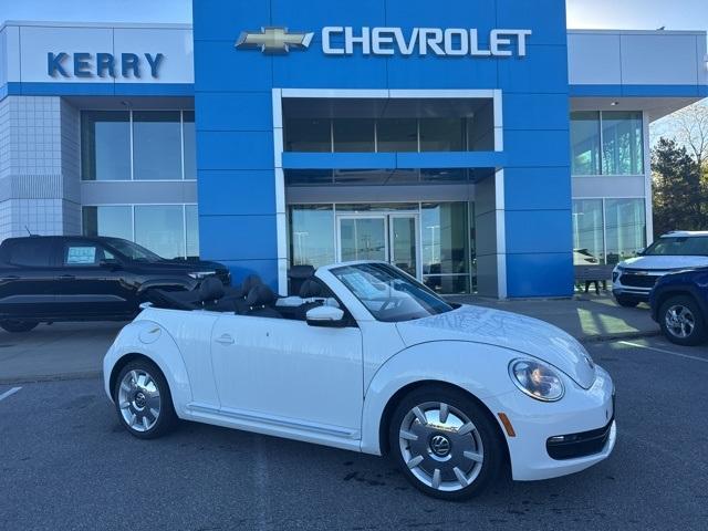 used 2013 Volkswagen Beetle car, priced at $12,988