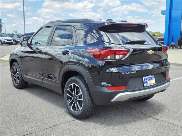 new 2025 Chevrolet TrailBlazer car, priced at $24,590