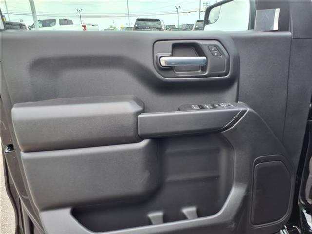 new 2025 Chevrolet Silverado 1500 car, priced at $43,590