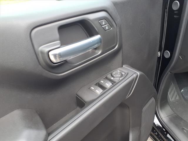 new 2025 Chevrolet Silverado 1500 car, priced at $43,590