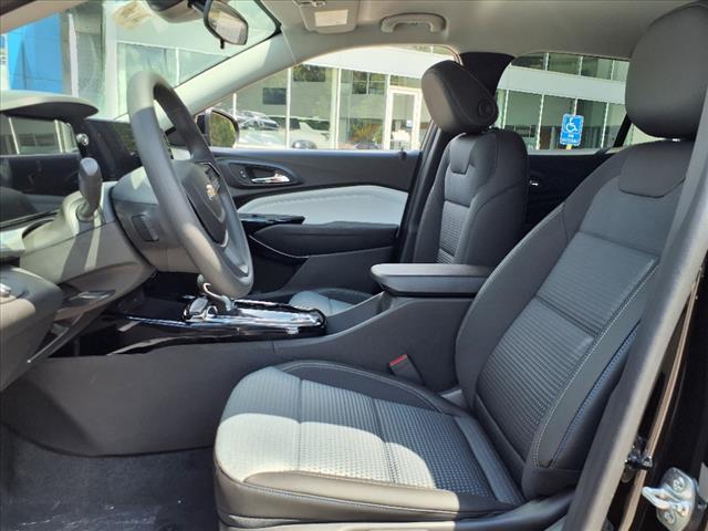 new 2025 Chevrolet Trax car, priced at $23,195