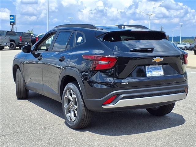 new 2025 Chevrolet Trax car, priced at $23,195