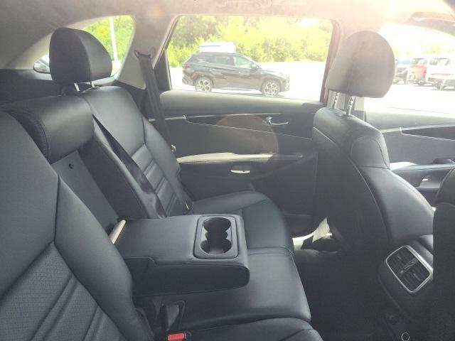 used 2020 Kia Sorento car, priced at $22,991