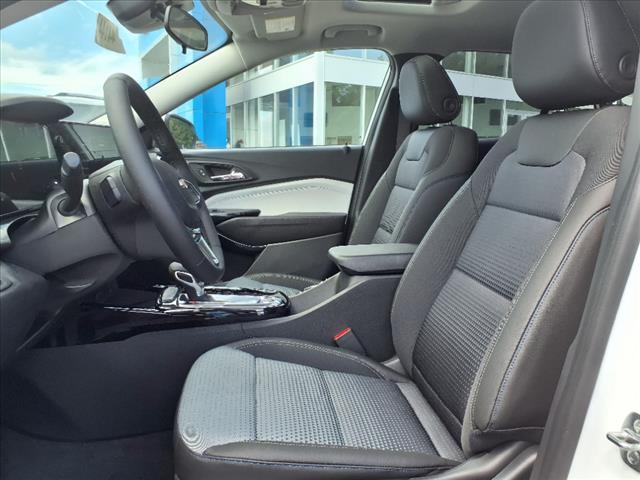 new 2025 Chevrolet Trax car, priced at $24,585