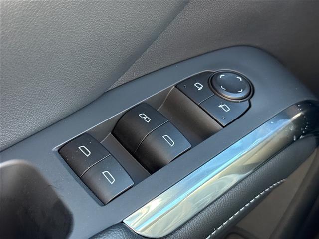new 2026 Chevrolet Traverse car, priced at $49,215