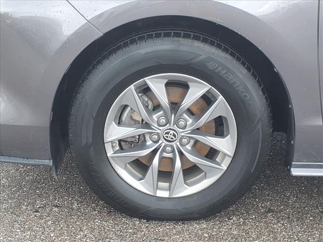 used 2023 Toyota Sienna car, priced at $38,999