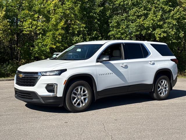 used 2023 Chevrolet Traverse car, priced at $31,999