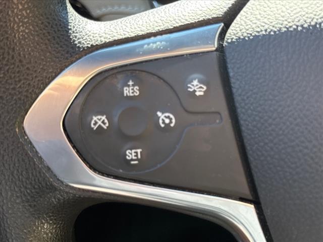 used 2023 Chevrolet Traverse car, priced at $31,999