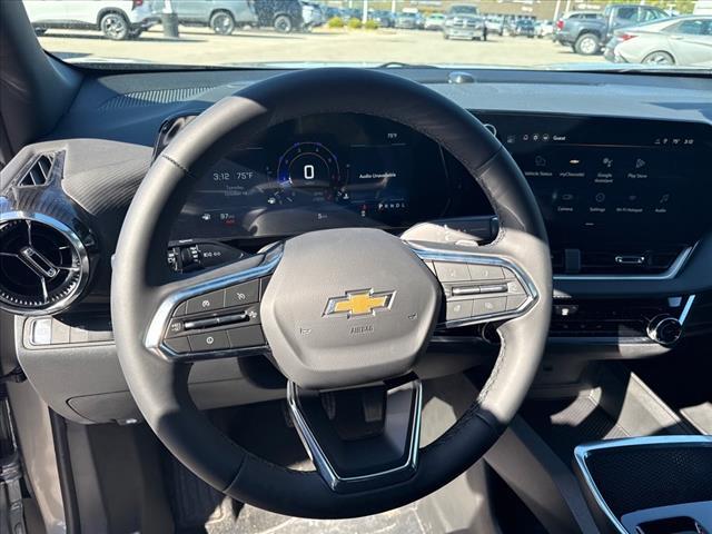 new 2026 Chevrolet Equinox car, priced at $30,320
