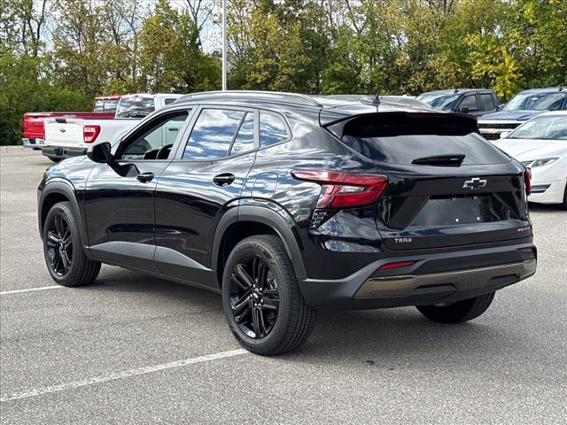 used 2025 Chevrolet Trax car, priced at $25,081