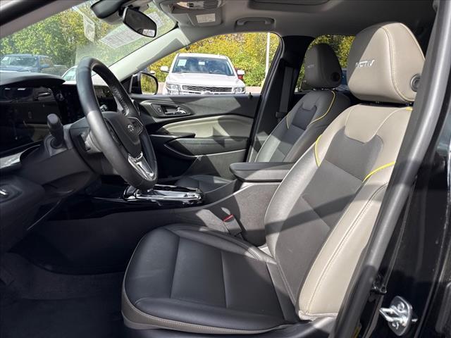 used 2025 Chevrolet Trax car, priced at $25,081