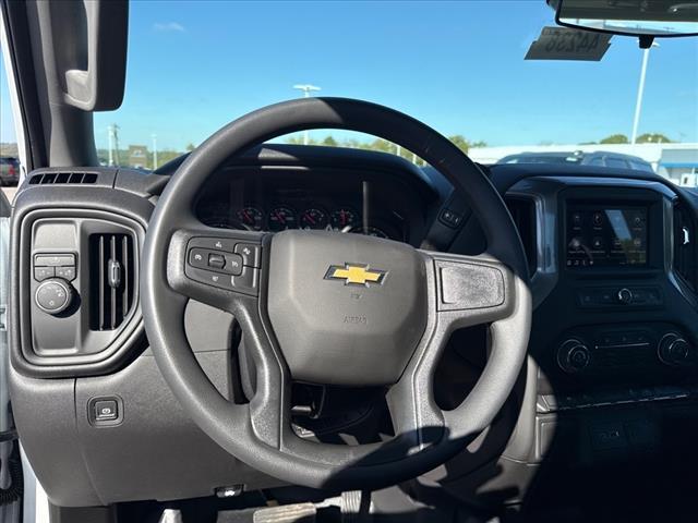 new 2026 Chevrolet Silverado 1500 car, priced at $33,520