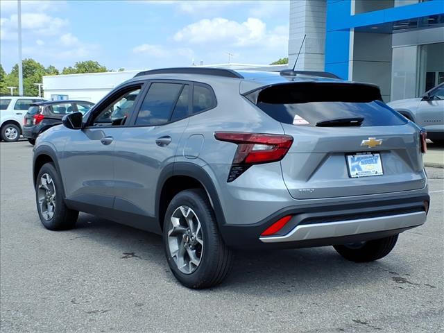 new 2025 Chevrolet Trax car, priced at $23,495