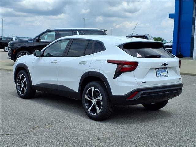 new 2025 Chevrolet Trax car, priced at $24,196
