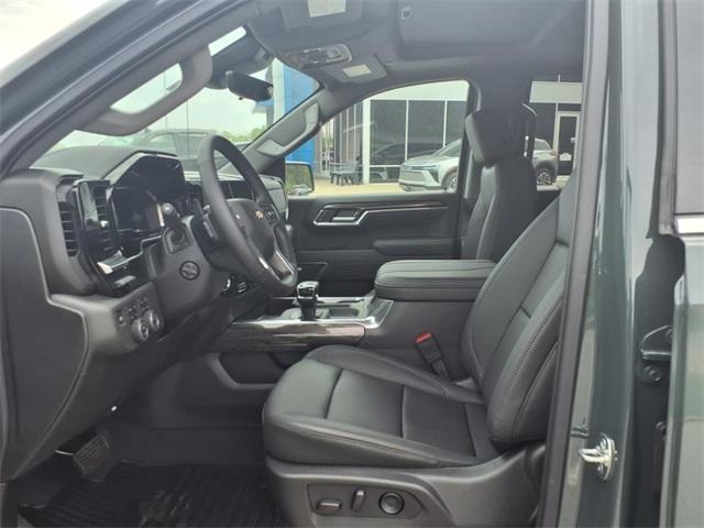 new 2025 Chevrolet Silverado 1500 car, priced at $66,220