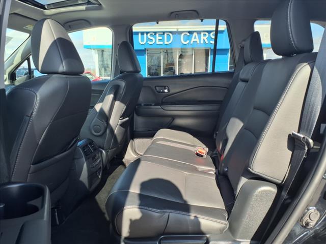 used 2021 Honda Pilot car, priced at $24,040