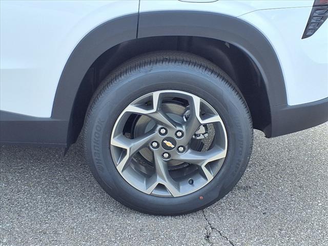 new 2025 Chevrolet Trax car, priced at $24,190