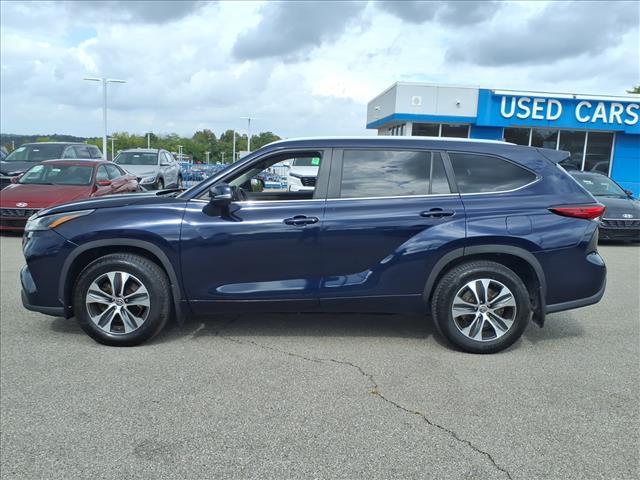 used 2023 Toyota Highlander car, priced at $23,999