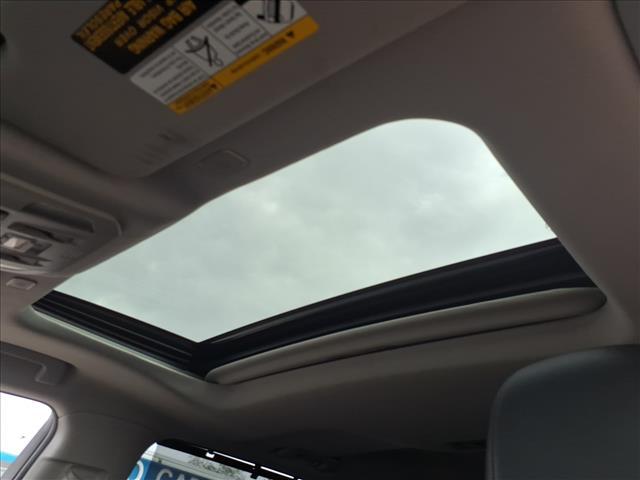 used 2023 Toyota Highlander car, priced at $23,999