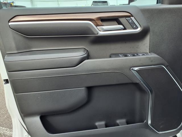 new 2024 Chevrolet Silverado 1500 car, priced at $52,400