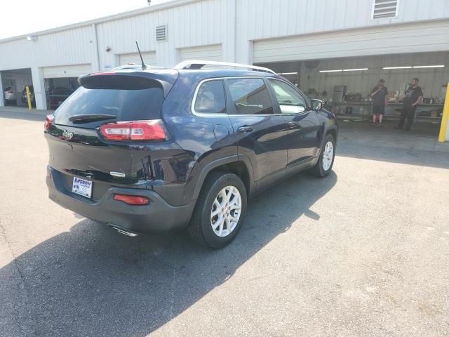 used 2016 Jeep Cherokee car, priced at $12,905