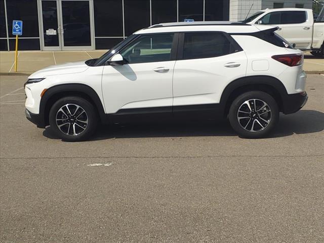 new 2025 Chevrolet TrailBlazer car, priced at $24,876