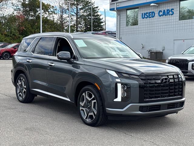used 2025 Hyundai Palisade car, priced at $44,999