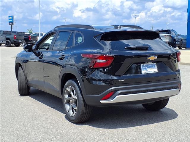 new 2025 Chevrolet Trax car, priced at $23,095