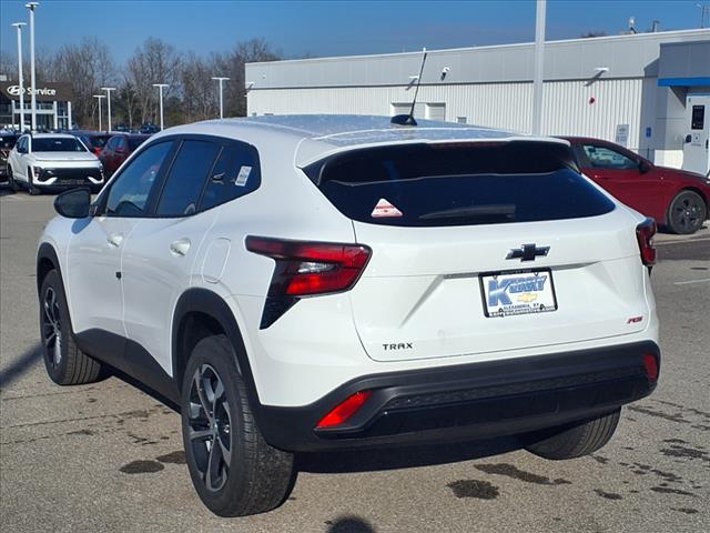 new 2025 Chevrolet Trax car, priced at $22,225