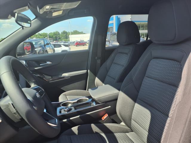 new 2026 Chevrolet Equinox car, priced at $31,276