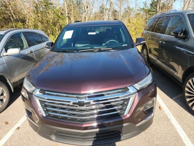 used 2022 Chevrolet Traverse car, priced at $27,295