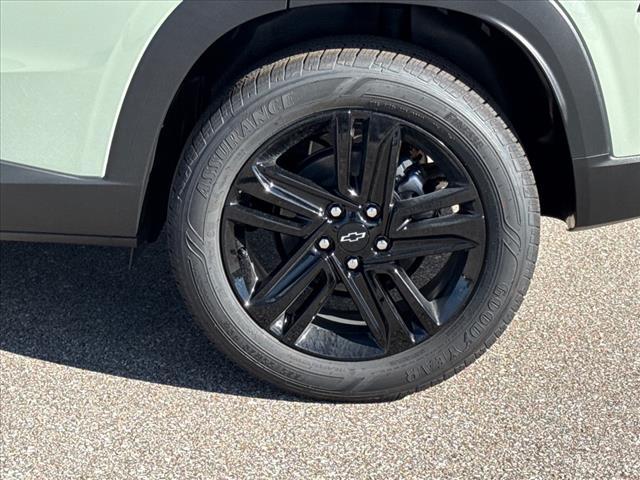 new 2026 Chevrolet Trax car, priced at $27,885
