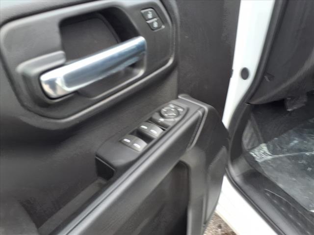 new 2025 Chevrolet Silverado 1500 car, priced at $43,700