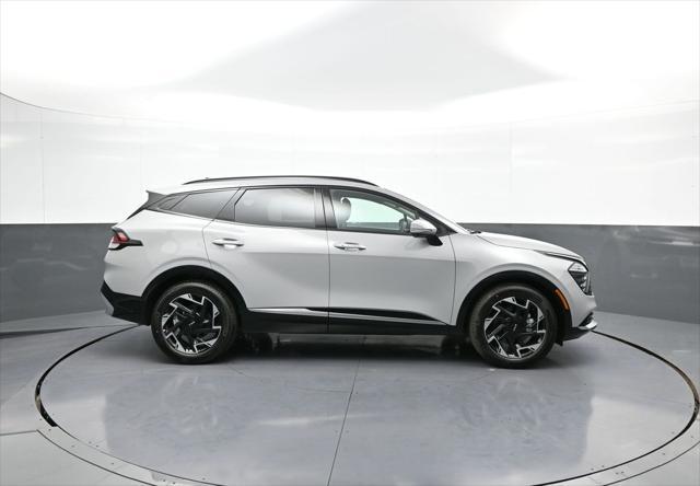 new 2025 Kia Sportage car, priced at $36,810