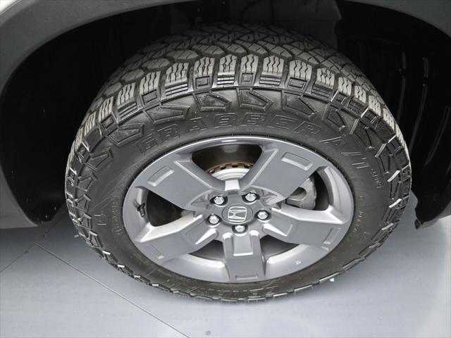 used 2025 Honda Ridgeline car, priced at $43,400