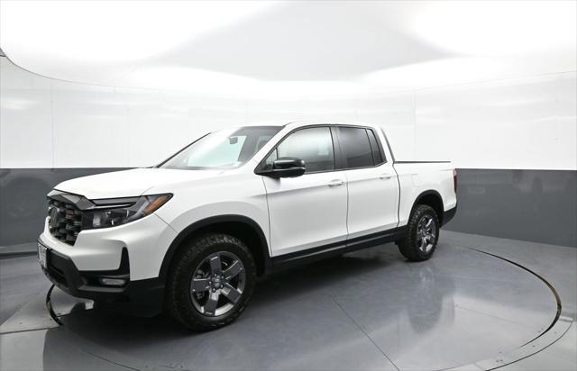 used 2025 Honda Ridgeline car, priced at $43,400