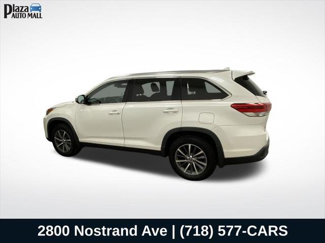 used 2019 Toyota Highlander car, priced at $29,523