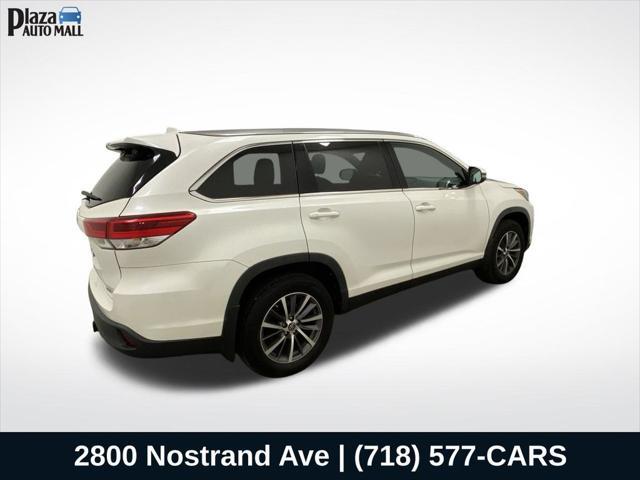 used 2019 Toyota Highlander car, priced at $29,523