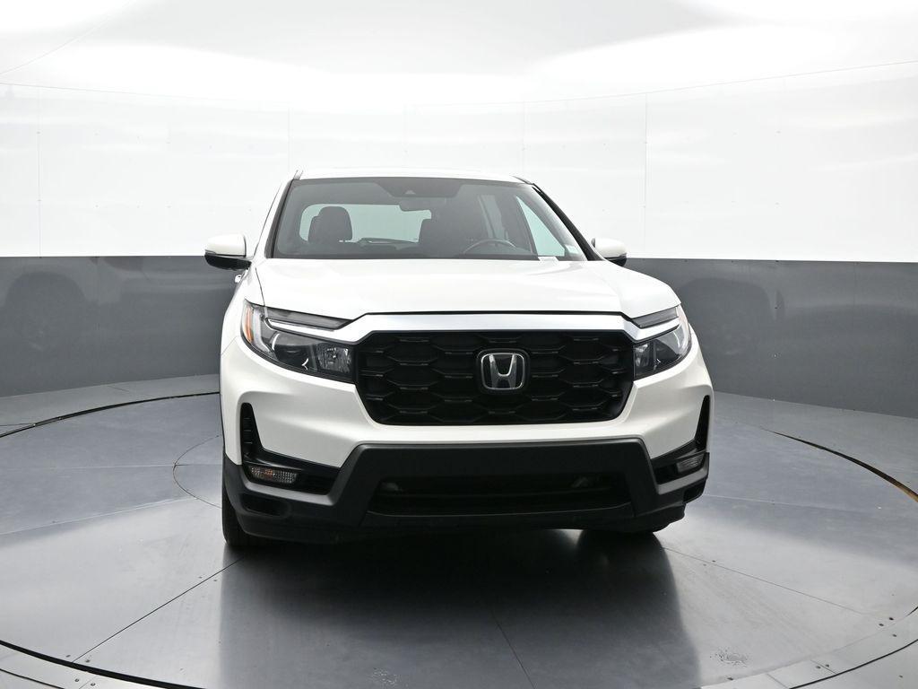 used 2023 Honda Passport car, priced at $32,000