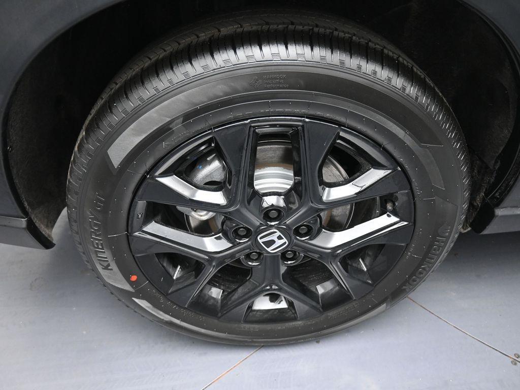 used 2025 Honda HR-V car, priced at $25,700