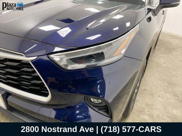 used 2021 Toyota Highlander car, priced at $32,270