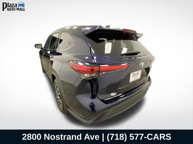 used 2021 Toyota Highlander car, priced at $32,270