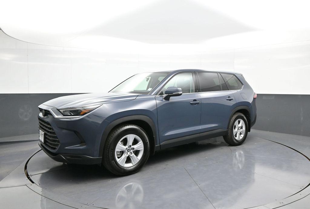 used 2025 Toyota Highlander car, priced at $45,000