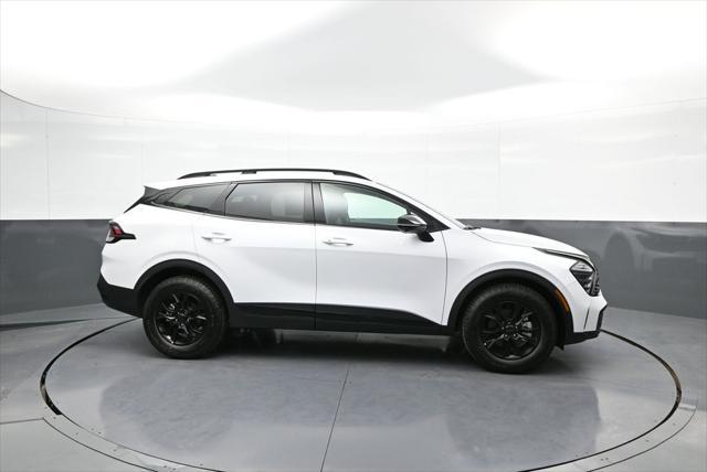 new 2025 Kia Sportage car, priced at $40,110