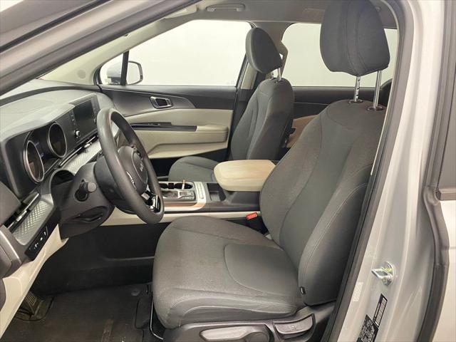 used 2022 Kia Carnival car, priced at $25,500