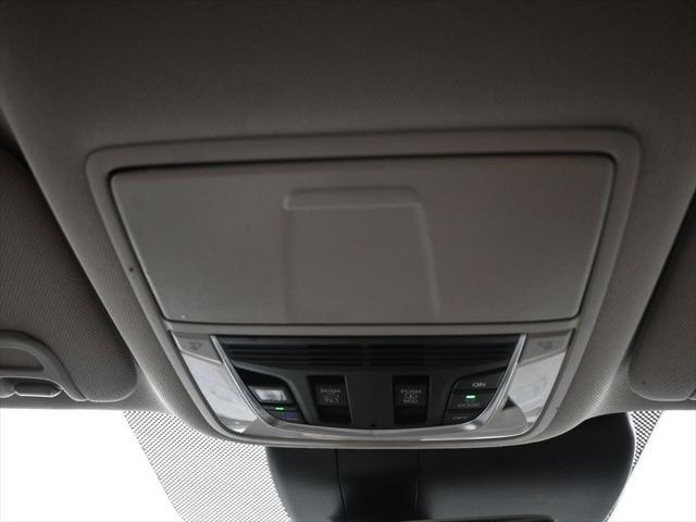 used 2023 Acura RDX car, priced at $38,500
