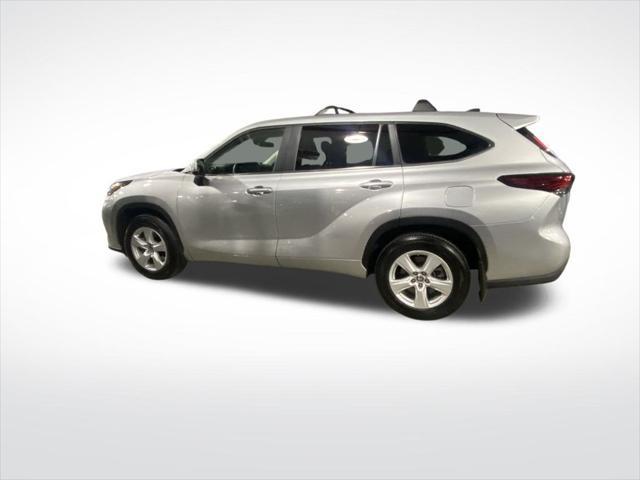 used 2023 Toyota Highlander car, priced at $37,676